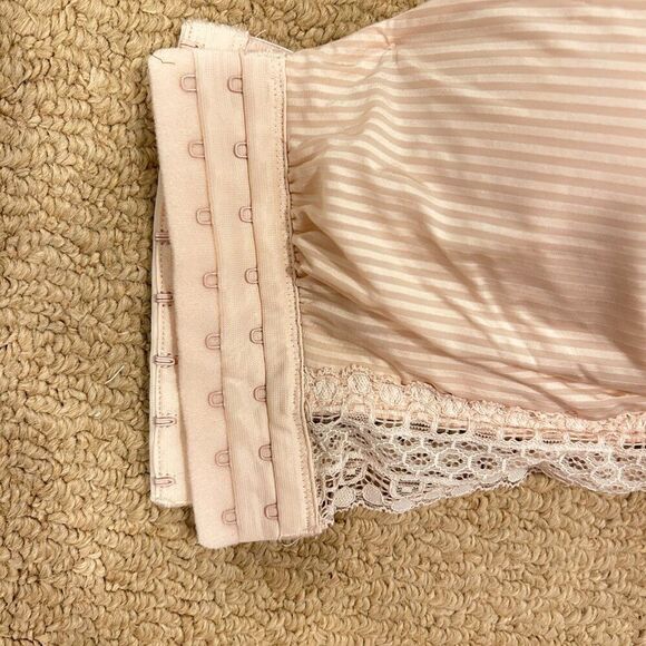 6IXTY 8IGHT Blush Pink Strapless Bandeau Bra Top 34B - Picture 5 of 5